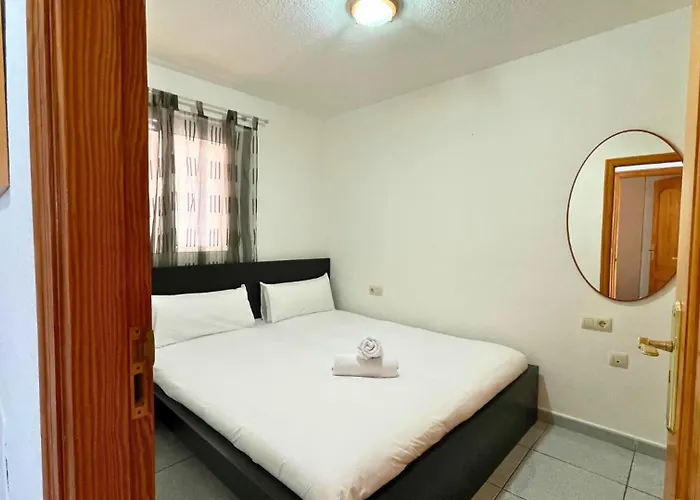 Markethome Arcos - Puerto Santiago * Puerto de Santiago (Tenerife)
